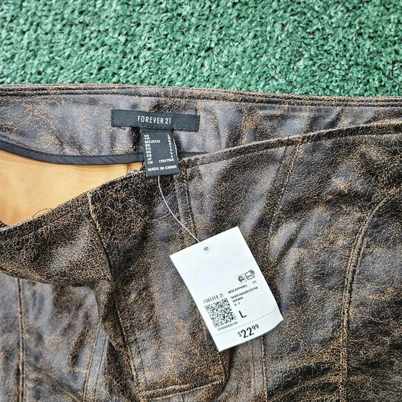 Forever 21 Size LARGE Dark Brown Faux Leather Mini Skirt High Waist Front Zip - Picture 4 of 7